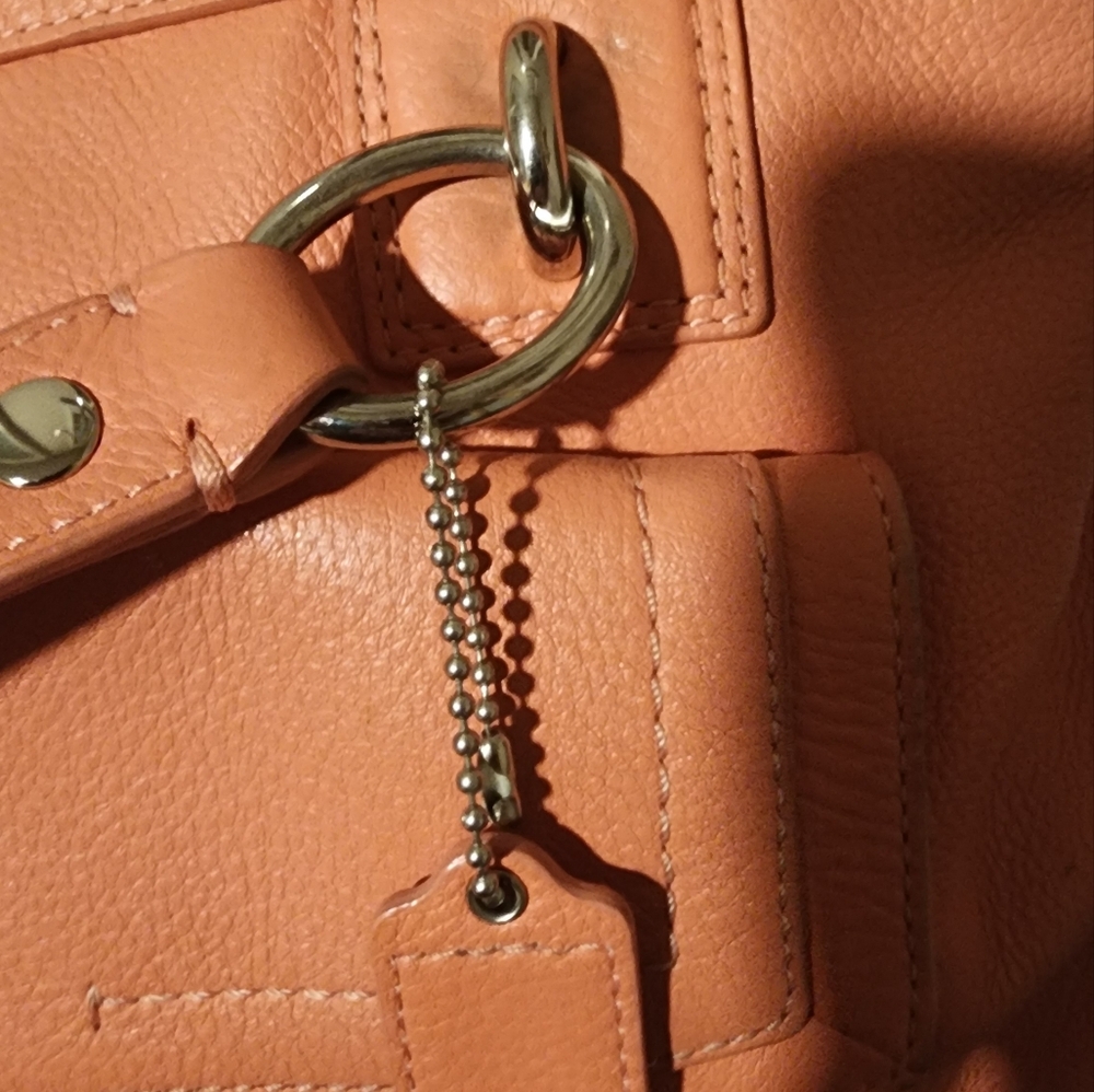 Coach Vintage Penelope Coral Peach Orange Leather Tote Bag - Picture 7 of 16